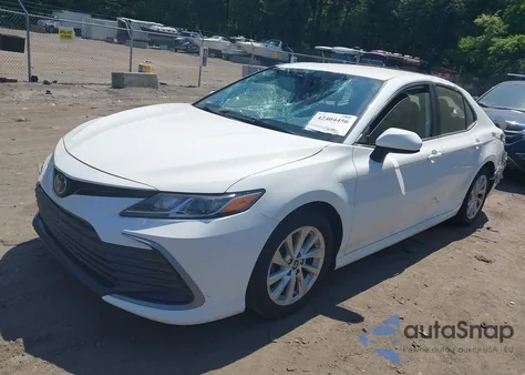 2023 Toyota Camry Le из США, поврежденный, VIN 4T1C11AK0PU145781